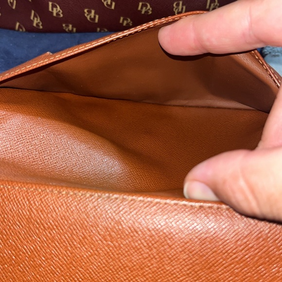 Louis Vuitton Monogram Passport wallet, -Authentic - Picture 8 of 11